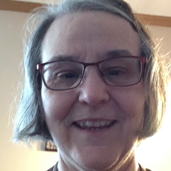 Meet your Posher, Kathy - Picture 1 of 1